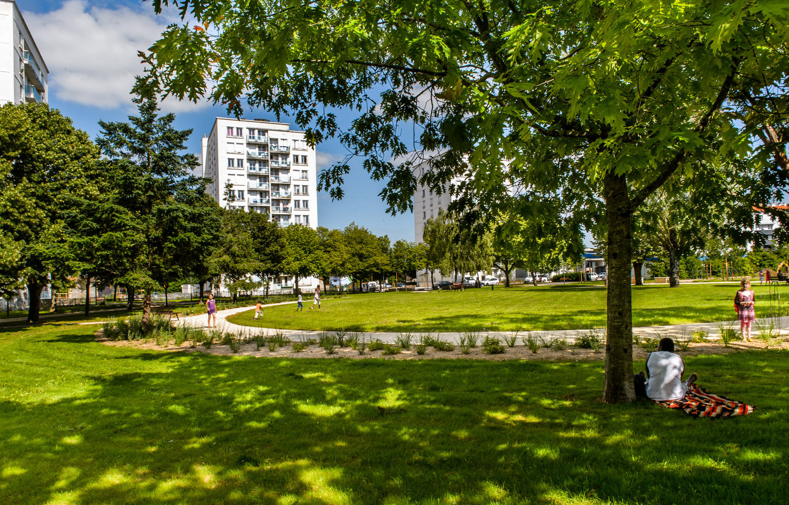 Place Louis-Jouvet © Alex Giraud - Agrandir l'image 20 sur [29], fenêtre modale
